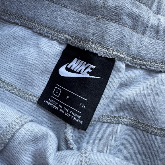 Nike Women Tech Fleece Sweatpants Pants | Size: Small | Good Condition - Picture 4 of 6